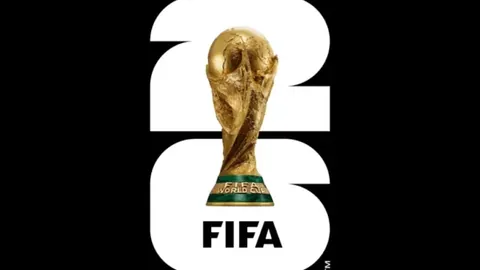 日本媒体：巴黎球队日本营吸引数千球迷观战